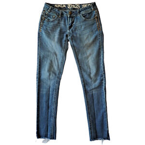 Ten25 Women's Premium Denim Jeans Size 1/2 Distressed Raw Hem Medium Wash